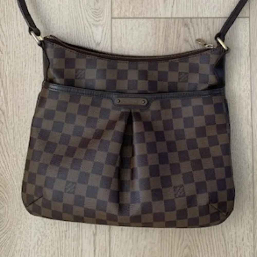 Louis Vuitton Bloomsbury PM Damier Ebene Crossbody Bag 🤎‎